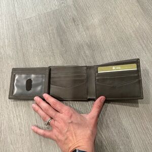 NWT Chic Brown/Gray Leather Wallet